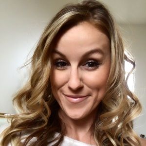 Meet your Posher, Jacqueline